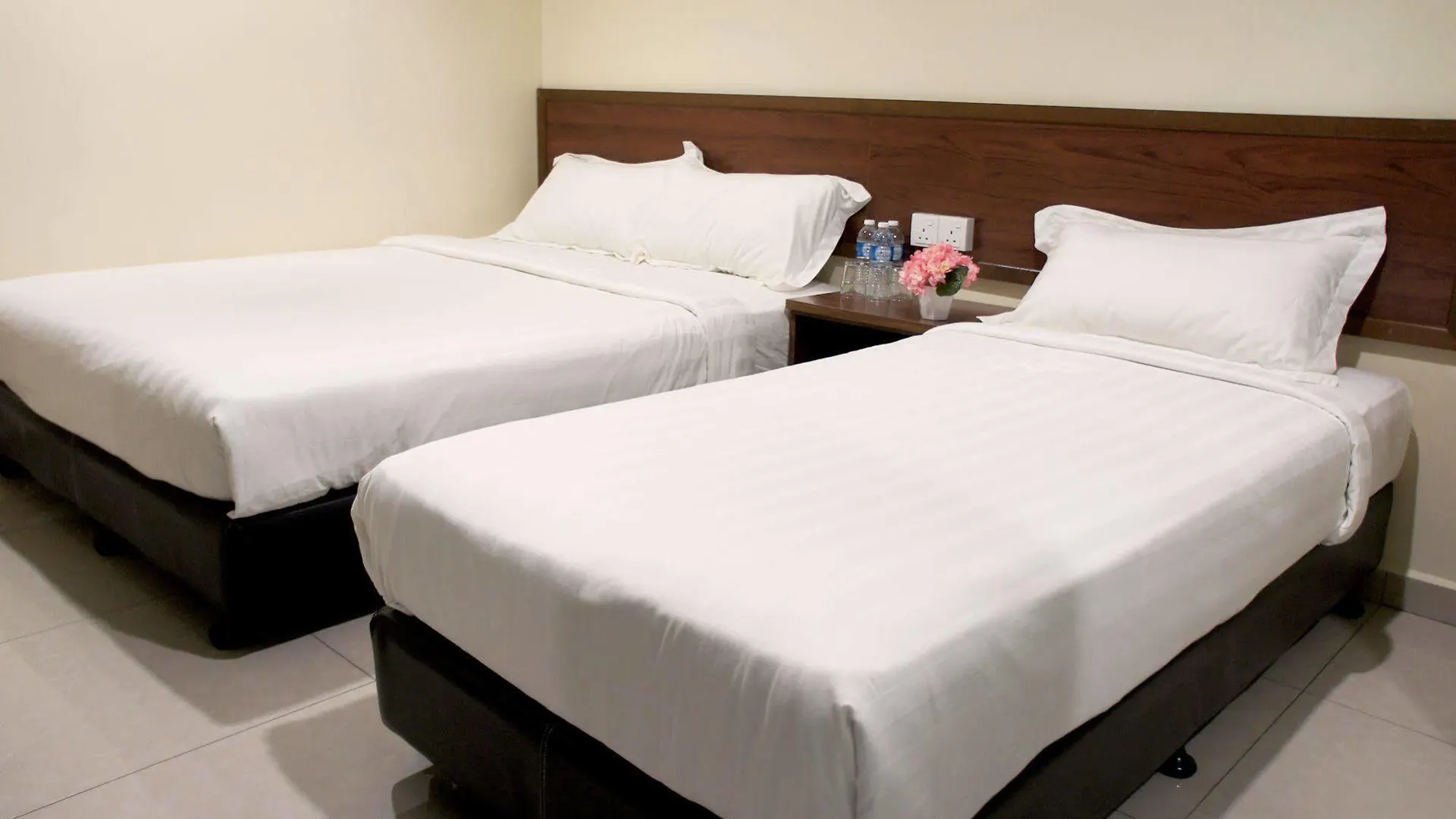 Maple Inn Kuala Lumpur Hotel